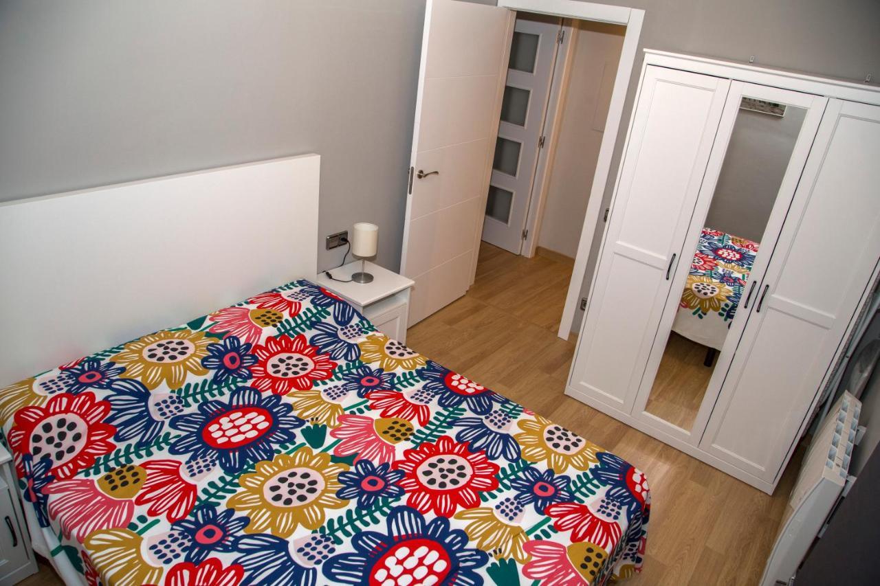 Apartamento Reus 2 - Parking Gratuito Екстериор снимка